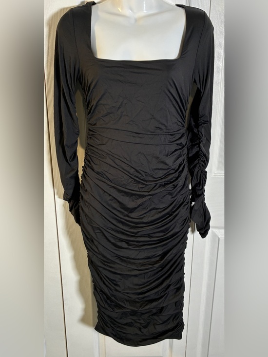 Dresses & Skirts - Black Ruched Long Sleeve Bodycon Midi Dress | Square Neck | Size M
